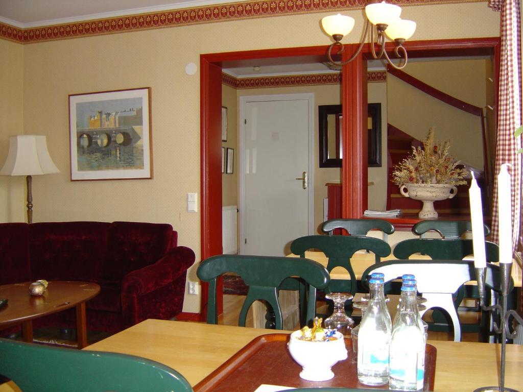 Hotell Mellanfjaerden Jattendal Экстерьер фото